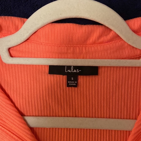 Crop Top - Picture 3 of 4